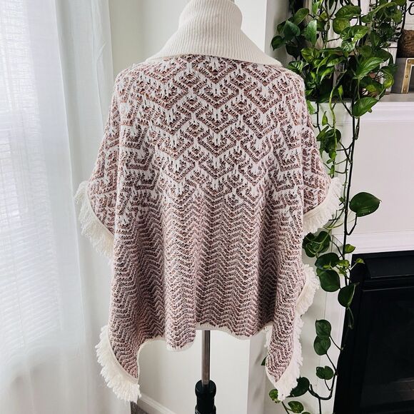 NWT World Market Brown & White Super Soft Thick Knit Fringed Boho Poncho OS - Picture 7 of 11